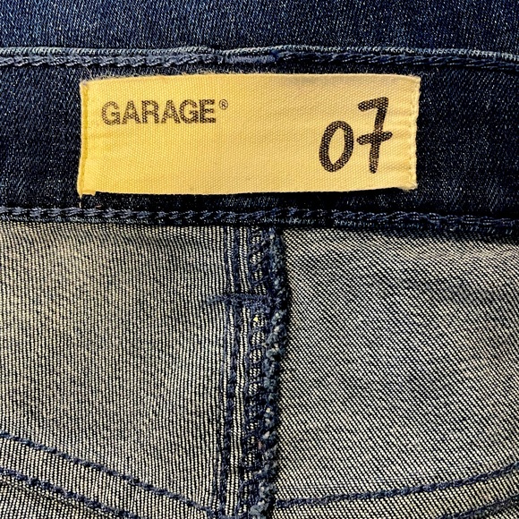 LIKE NEW GARAGE CARGO HIGH WAISTED SKINNY JEANS DARK BLUE 26” INSEAM Sz 7 - Picture 3 of 7